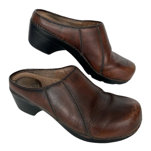 Dansko Leather Slip On Closed-Toe Block Heel Casual Mules Sandals Brown 37 - Picture 1 of 8